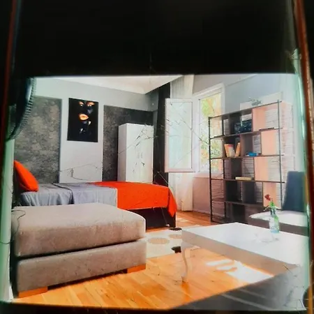 Royal 61 Kadiköy Süit Konukevi 4*